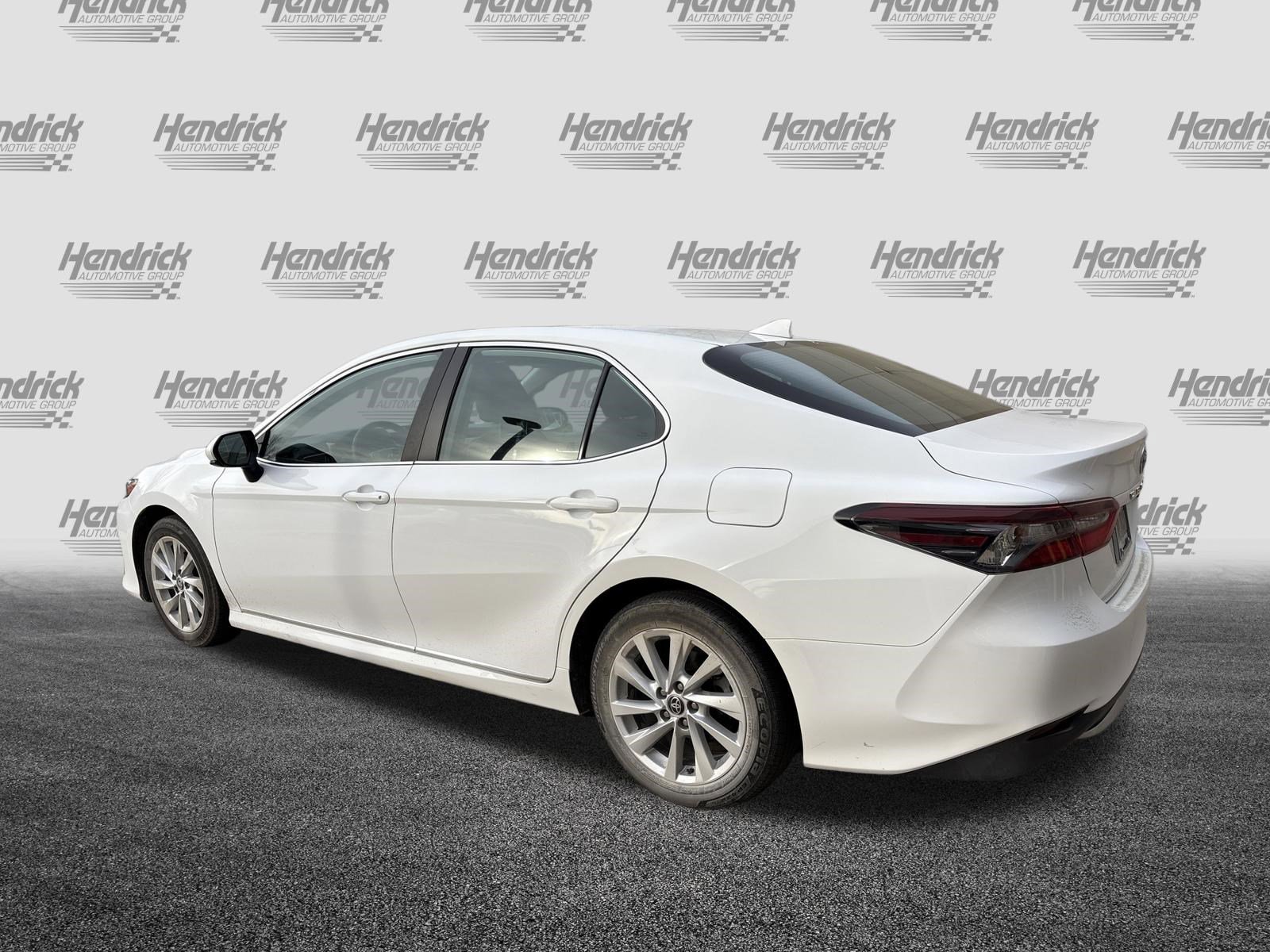 Used 2022 Toyota Camry LE image 8