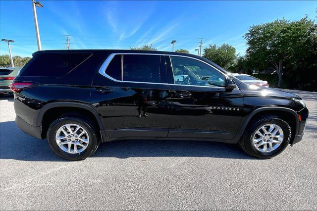 Used 2023 Chevrolet Traverse LS FWD image 4