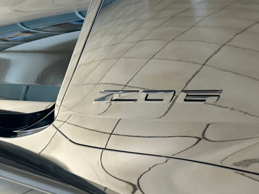 Used 2025 Chevrolet Corvette Z06 image 36