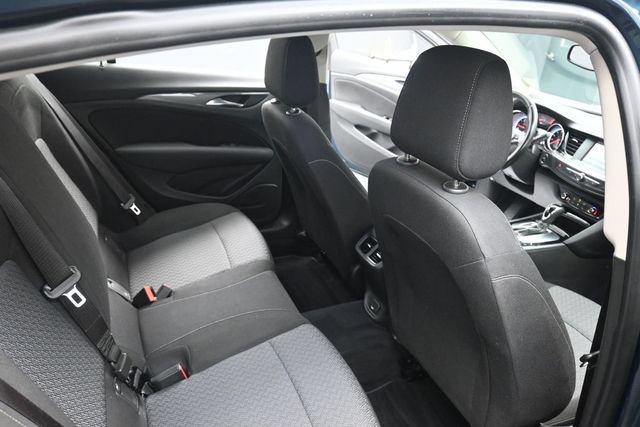 Used 2018 Buick Regal Preferred FWD image 36
