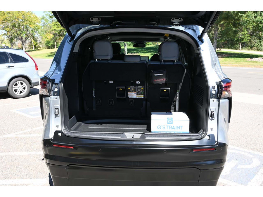 New 2025 Toyota Sienna XLE w/ XLE Plus Package AWD/4WD image 25