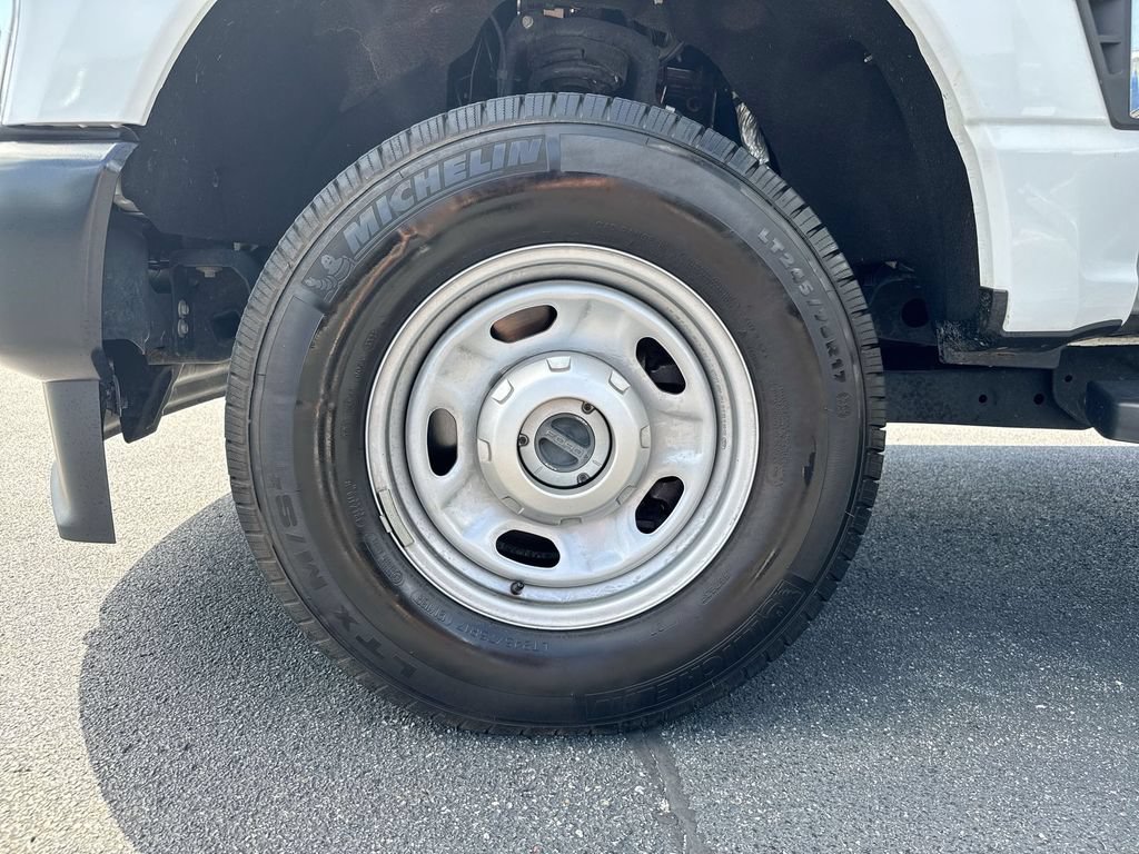 Used 2023 Ford F350 XL AWD/4WD image 26