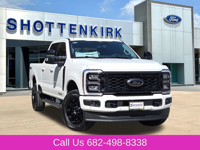 New 2026 Ford F250 Lariat w/ Black Appearance Package