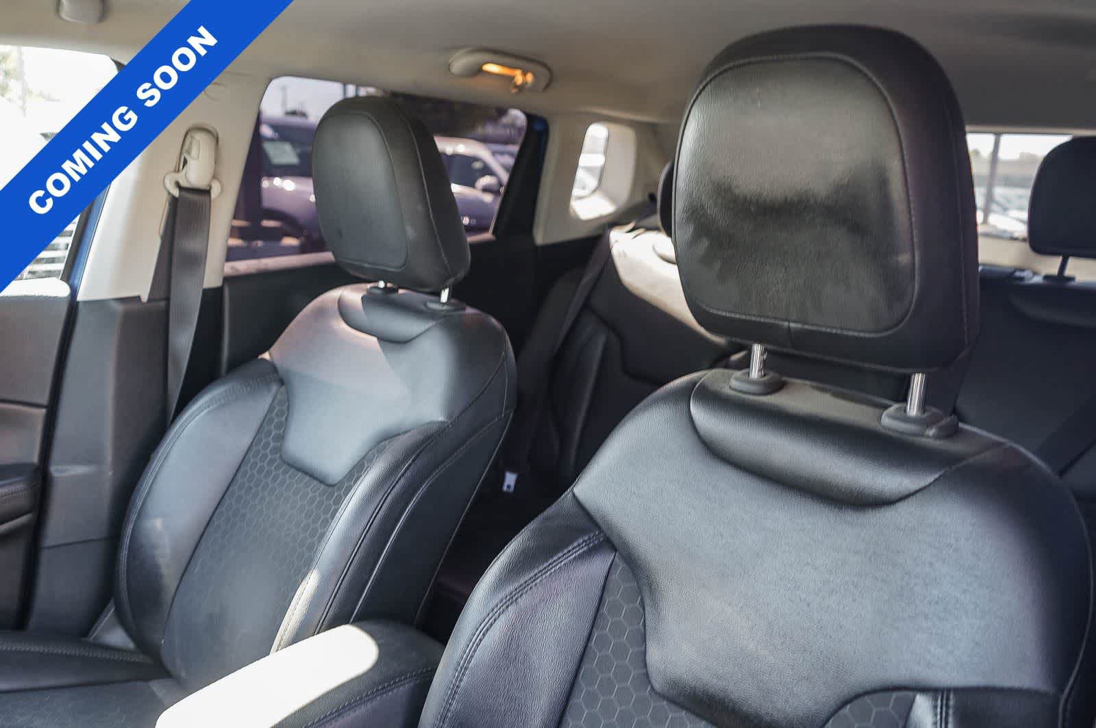 Used 2019 Jeep Compass Latitude FWD image 28