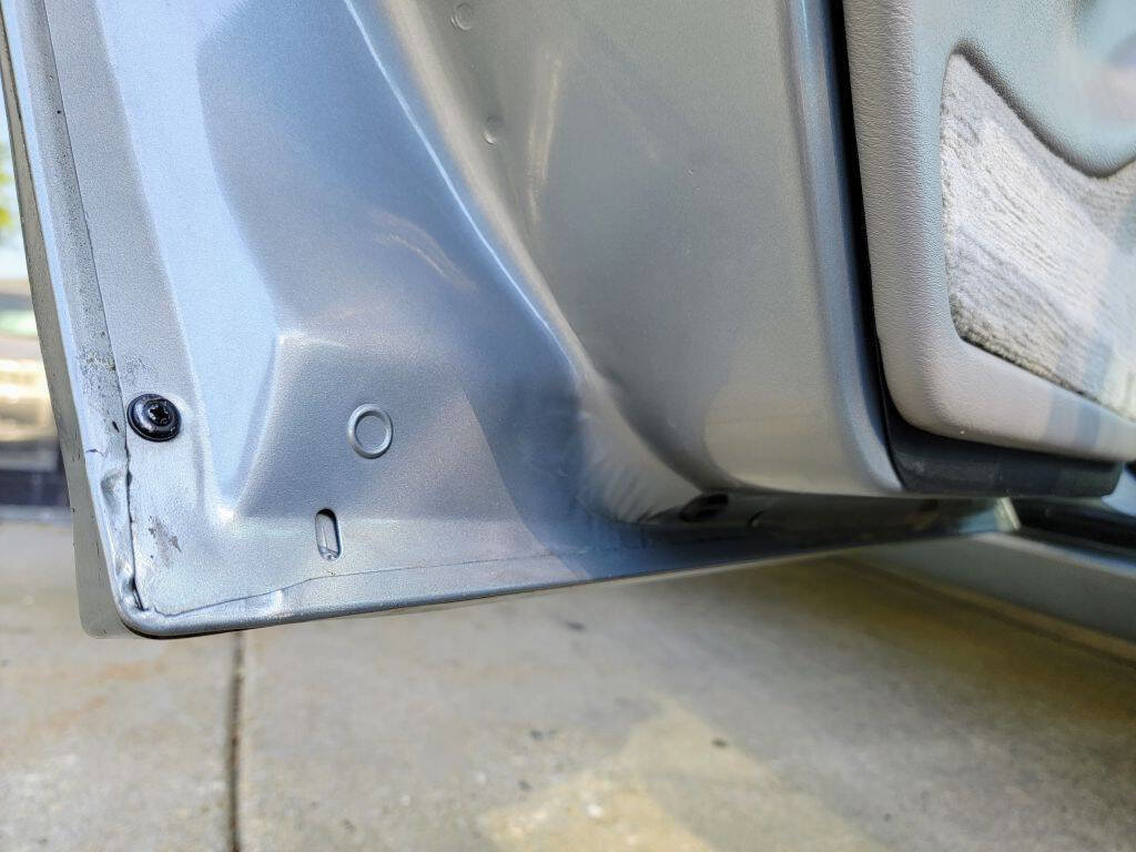 Used 1994 Pontiac Bonneville SSE FWD image 37