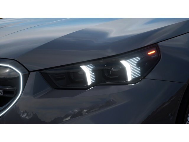 New 2026 BMW M5 w/ Carbon Package image 6