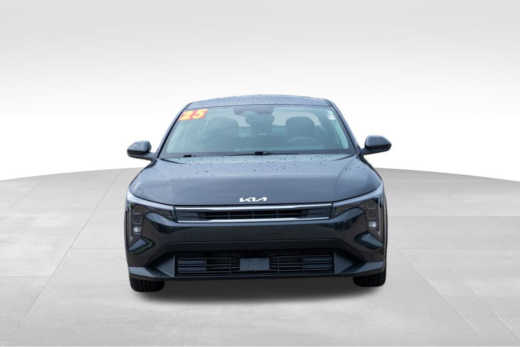 Used 2025 Kia K4 EX image 2
