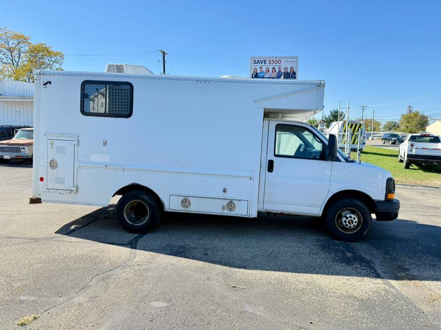 Used 2009 GMC Savana 3500 image 7