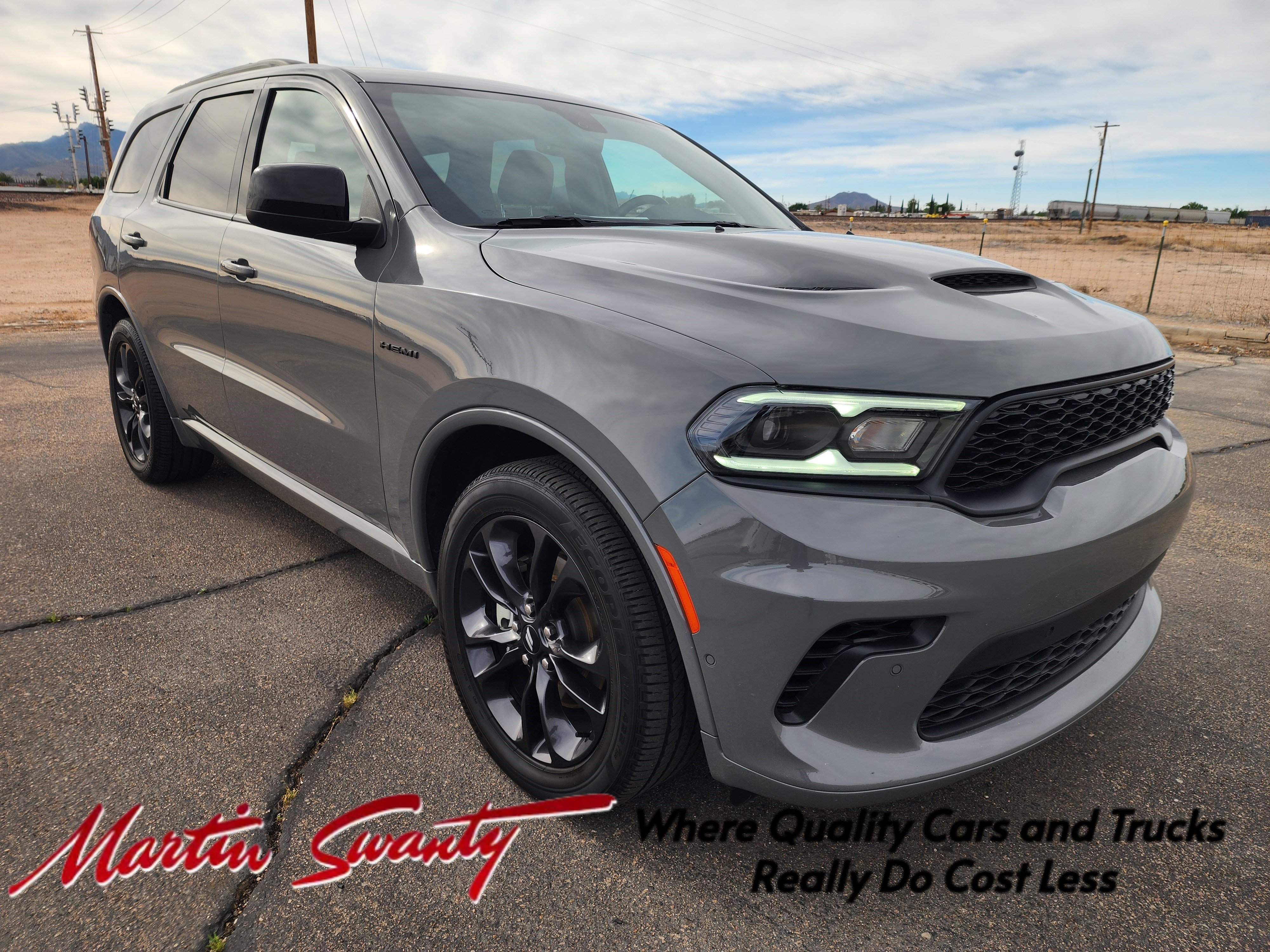 Used 2025 Dodge Durango R/T w/ Blacktop Package