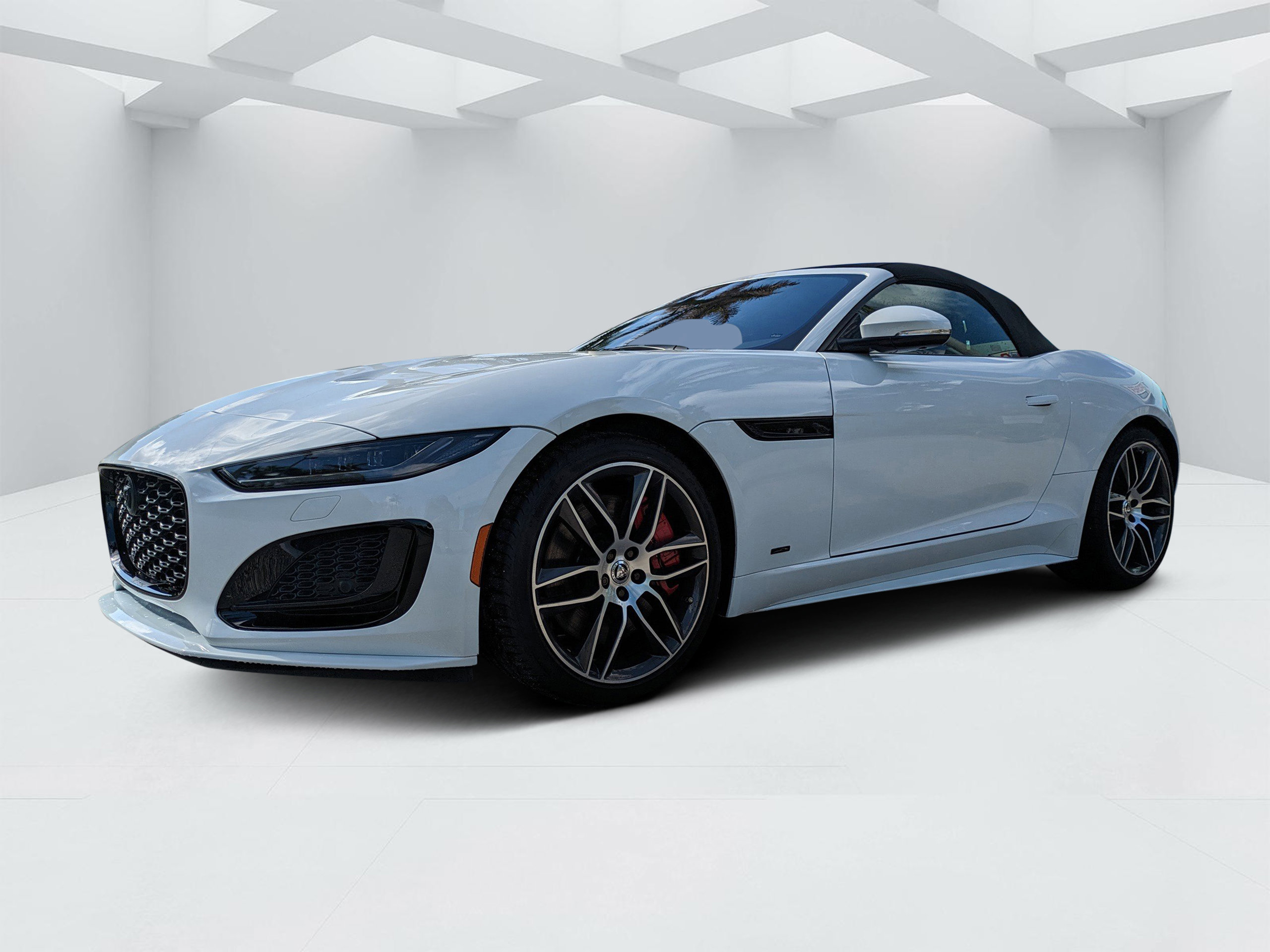 Used 2024 Jaguar F-TYPE Convertible AWD image 7