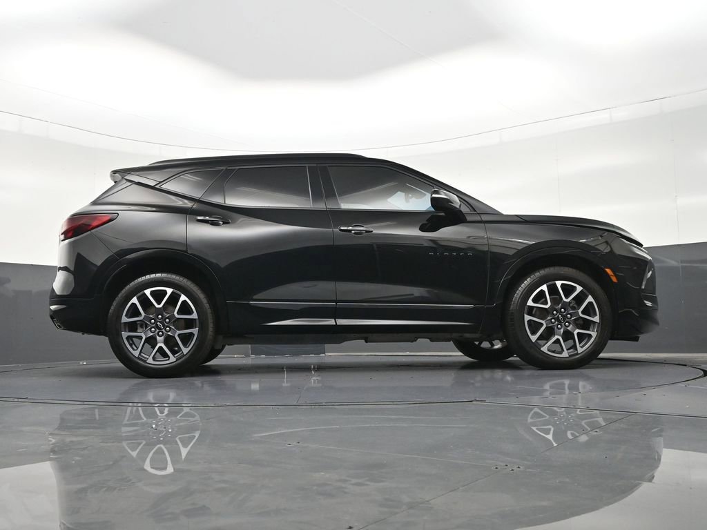 Used 2023 Chevrolet Blazer RS w/ Enhanced Convenience Package FWD image 29
