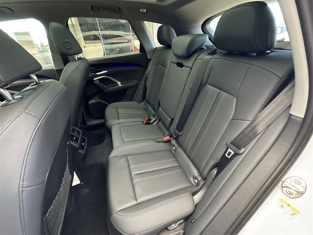 New 2025 Audi Q5 Premium Plus image 24