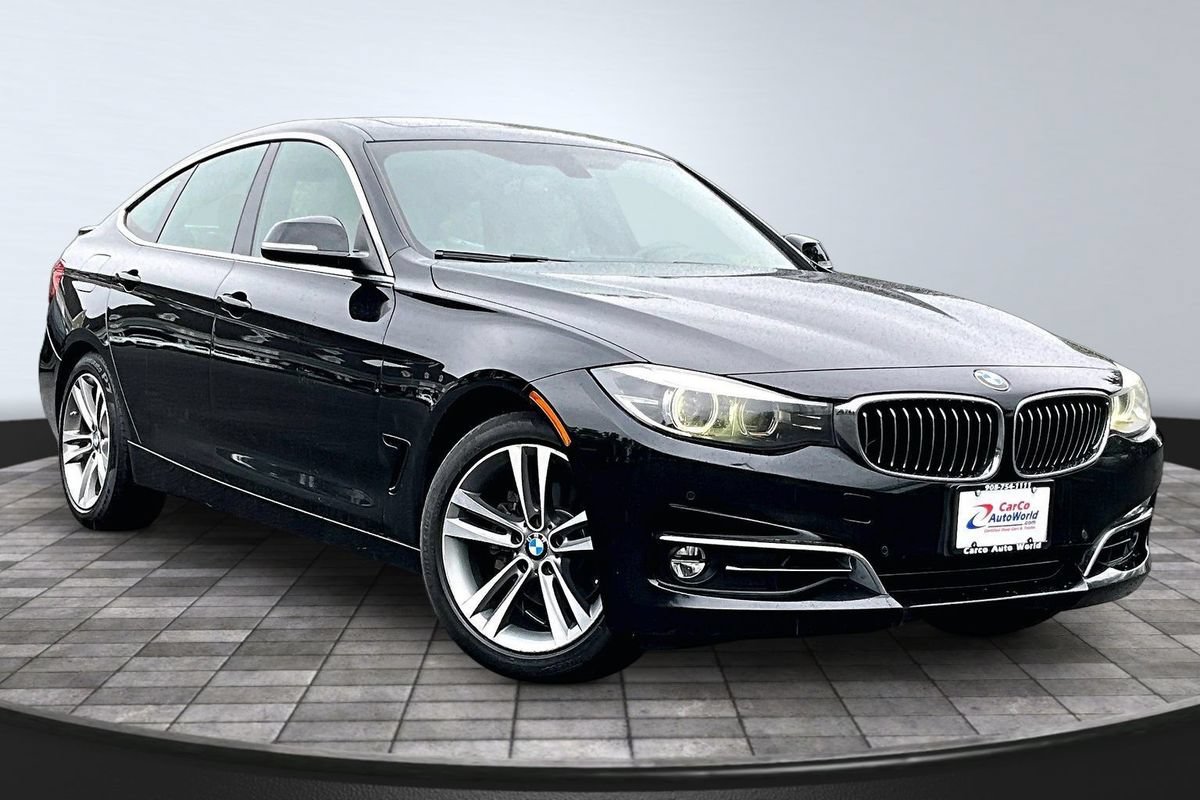 Used 2018 BMW 330i Gran Turismo xDrive w/ Premium Package AWD/4WD image 3