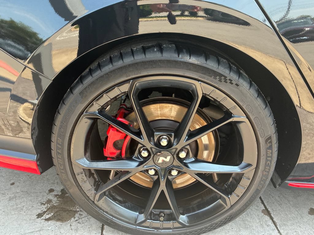 Used 2024 Hyundai Elantra N FWD image 14