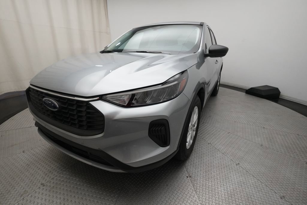 Used 2023 Ford Escape Active w/ Tech Pack #1 AWD/4WD image 12