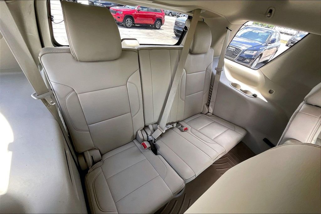 Used 2017 GMC Yukon Denali AWD/4WD image 37