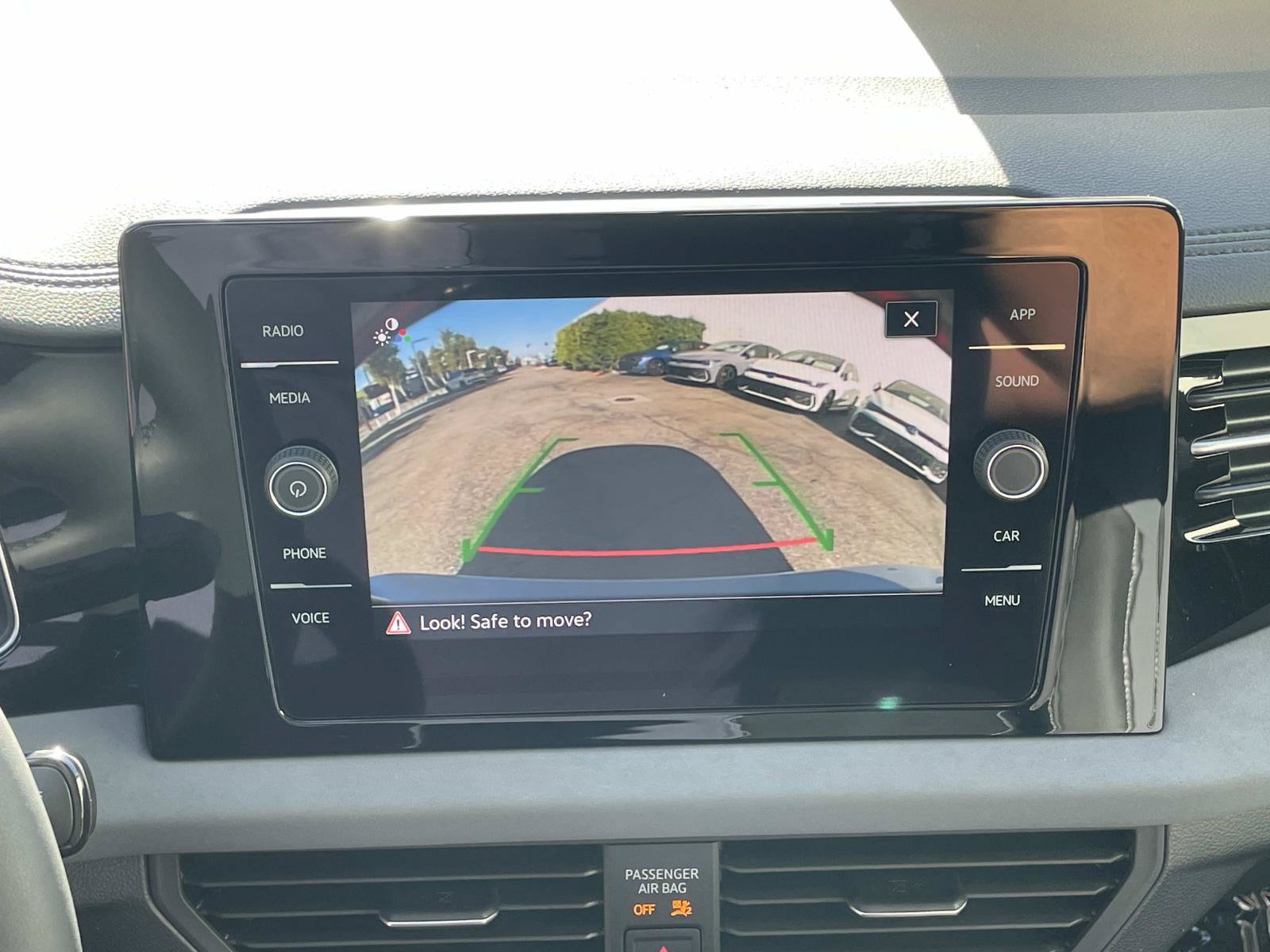 New 2027 Volkswagen Jetta SE FWD image 17