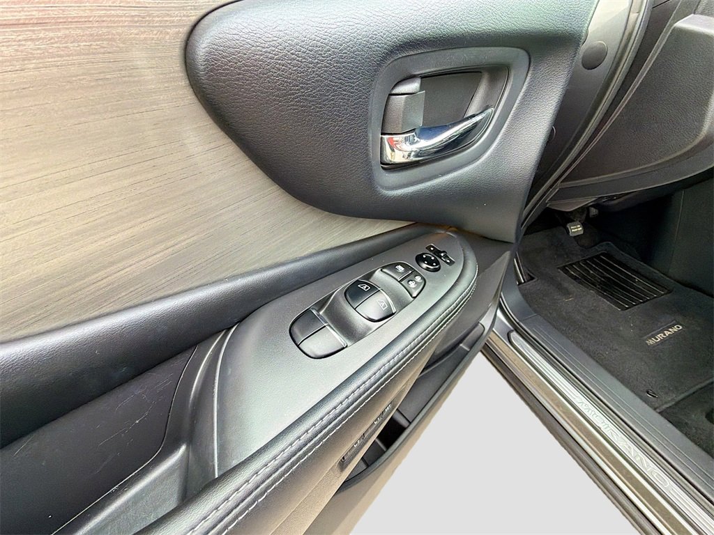 Used 2015 Nissan Murano SL image 18