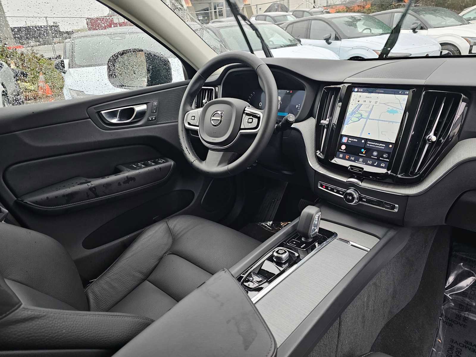 Certified 2025 Volvo XC60 B5 Plus image 10