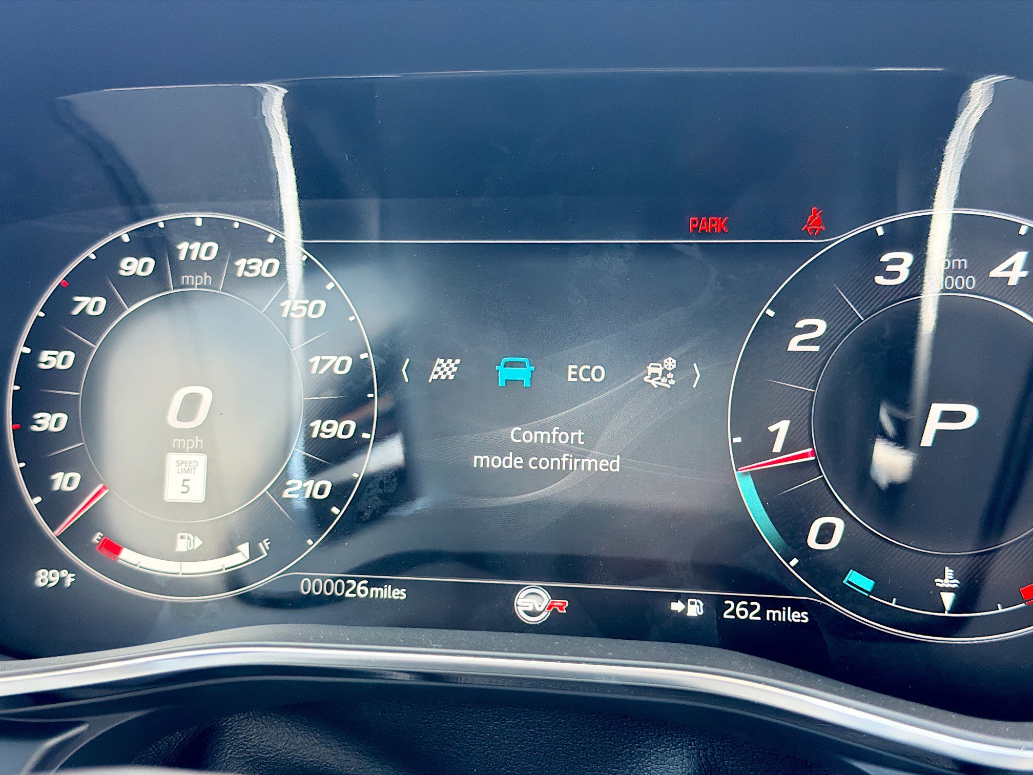 New 2026 Jaguar F-PACE SVR 575 Edition AWD/4WD image 31