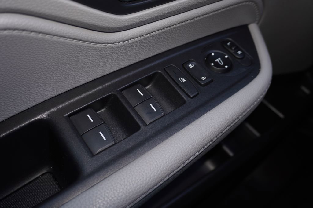 Used 2023 Honda Odyssey EX-L image 14