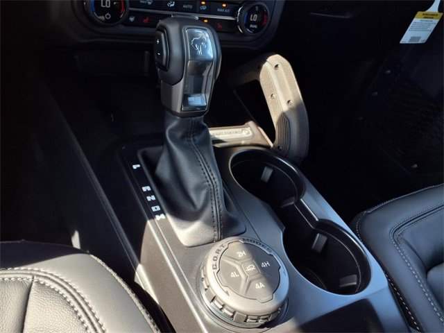 New 2025 Ford Bronco Outer Banks w/ Sasquatch Package image 21