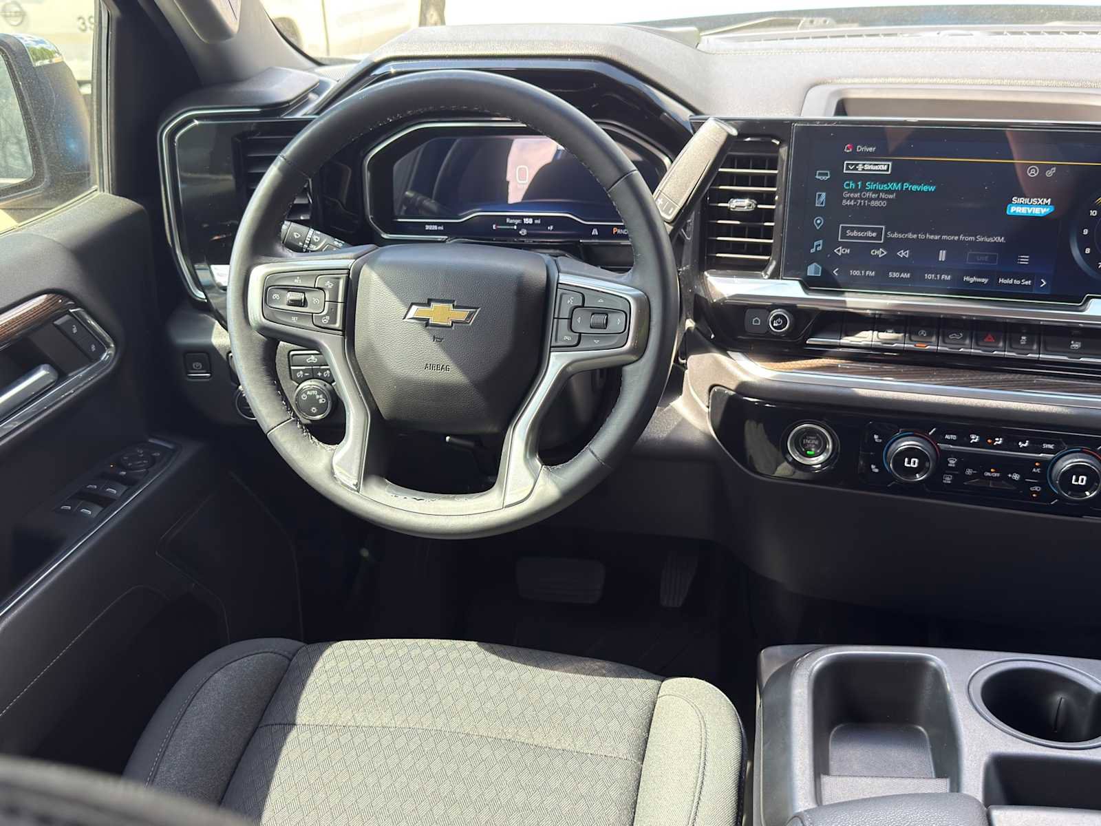 Used 2022 Chevrolet Silverado 1500 LT image 25