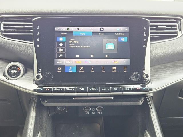 Used 2024 Jeep Wagoneer L Series II image 22