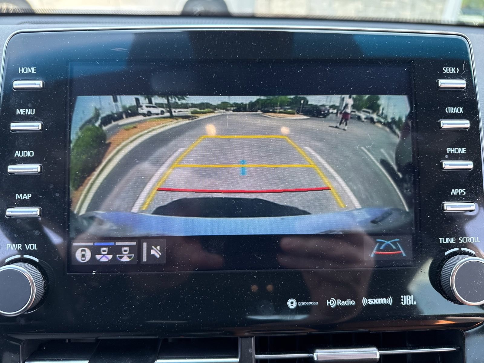 Used 2022 Toyota Avalon Touring w/ Advanced Safety Package image 11