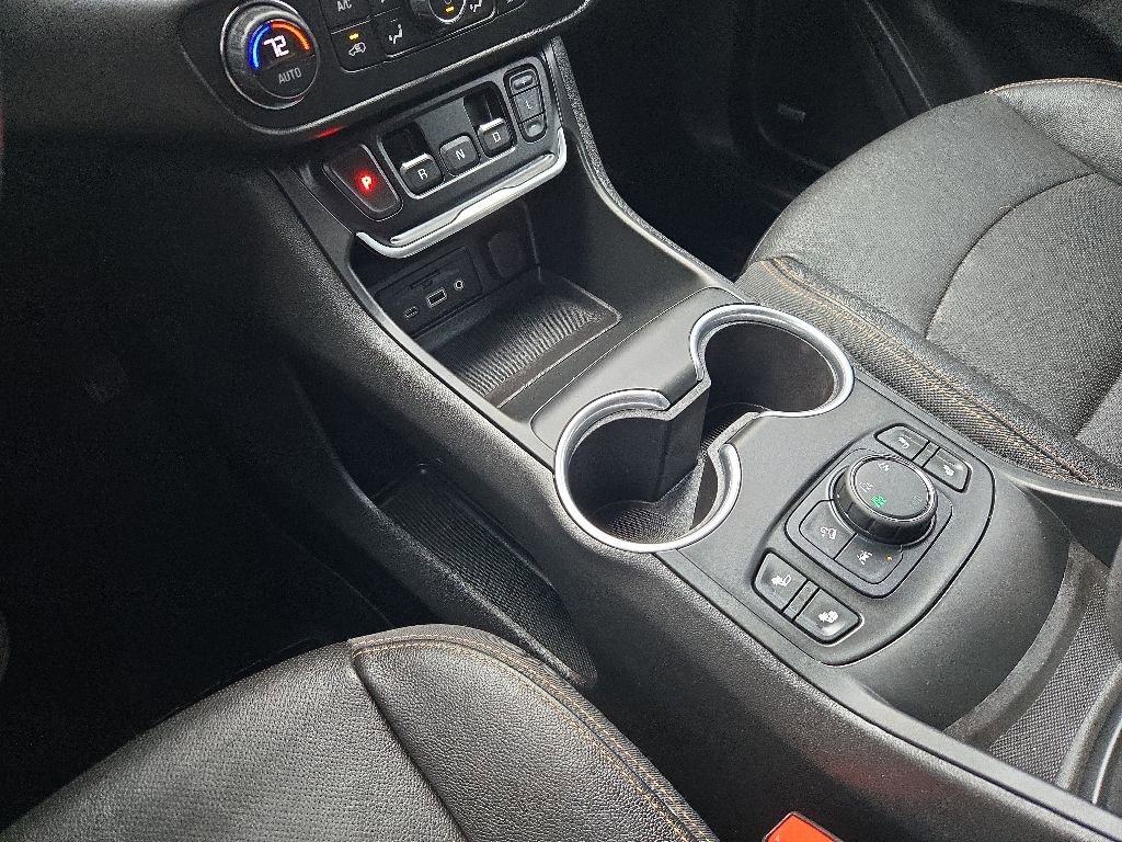 Used 2020 GMC Terrain SLT w/ Preferred Package AWD/4WD image 27