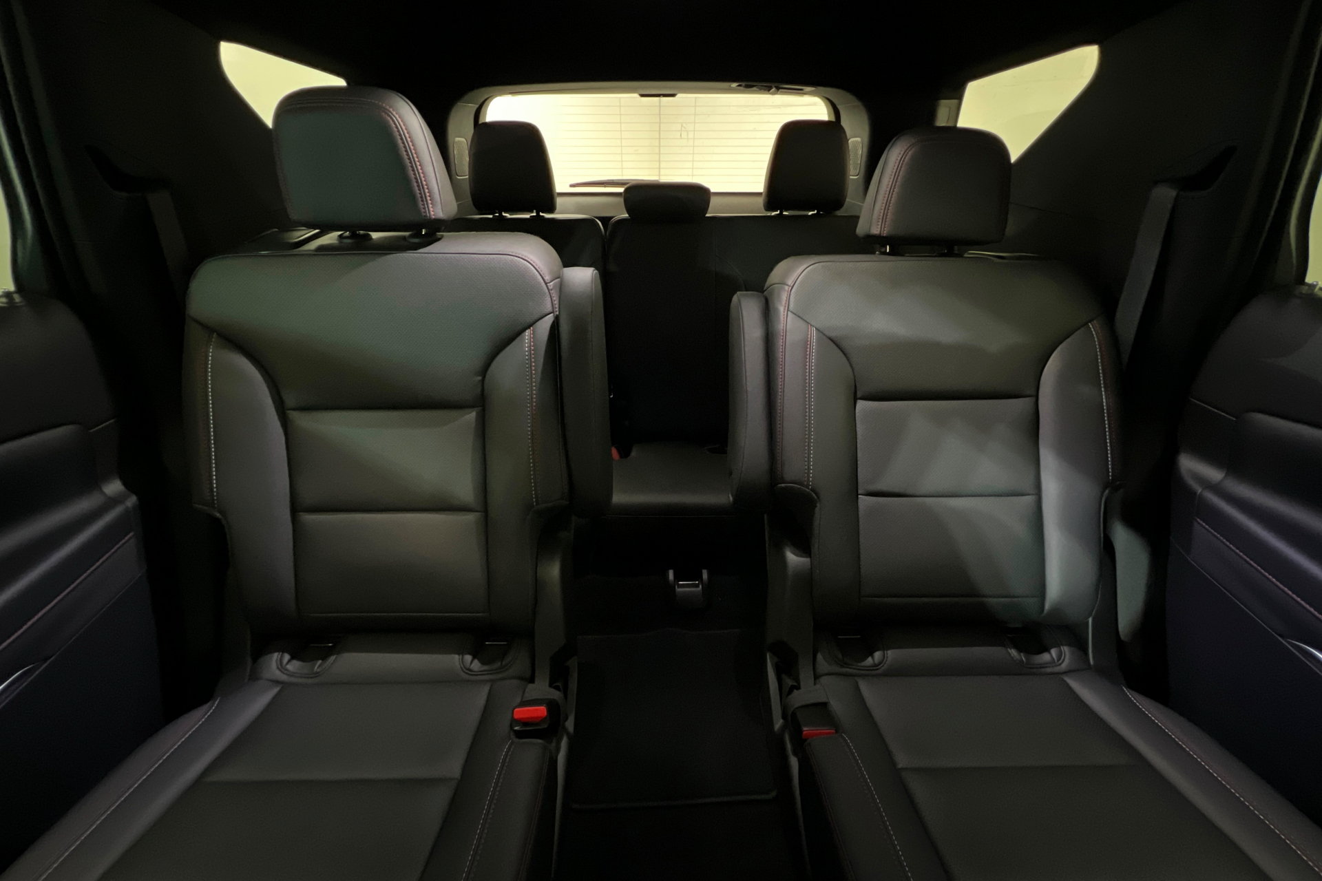 New 2026 Chevrolet Traverse Z71 w/ Enhanced Driving Package AWD/4WD image 27
