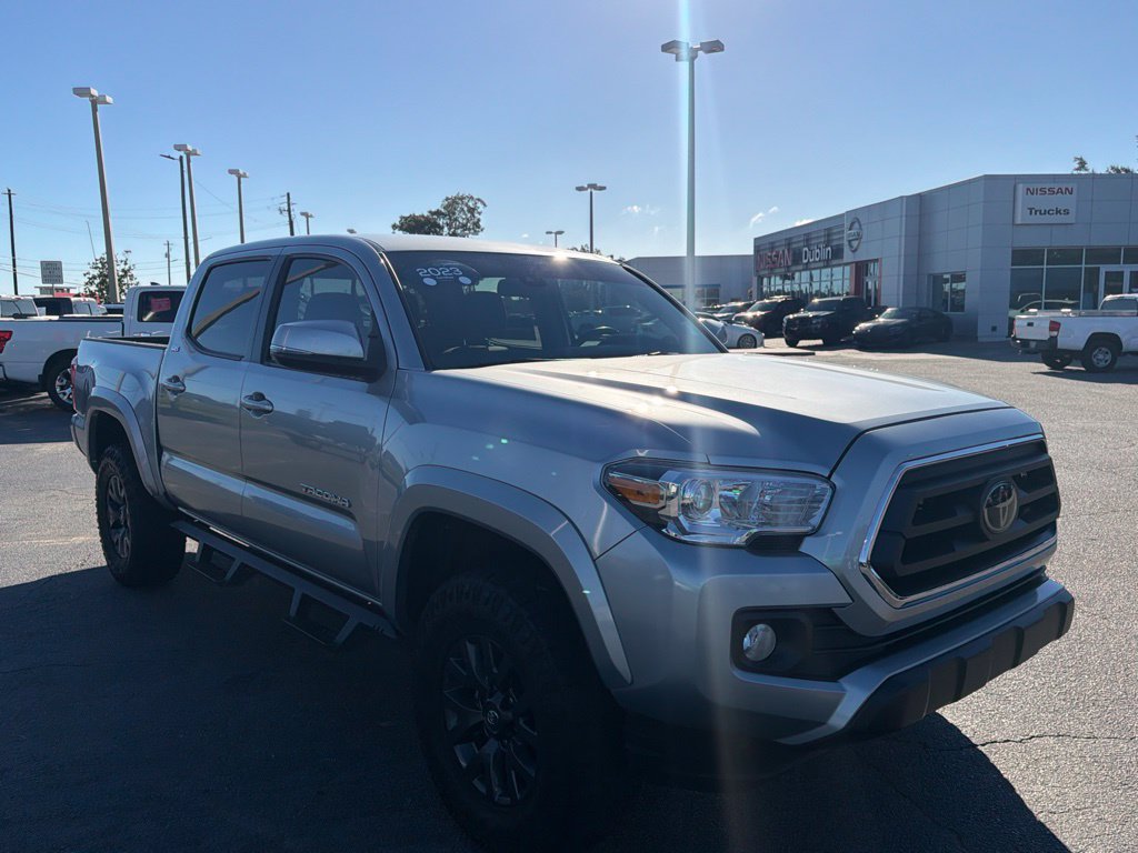Used 2023 Toyota Tacoma SR5 w/ Technology Package AWD/4WD image 2