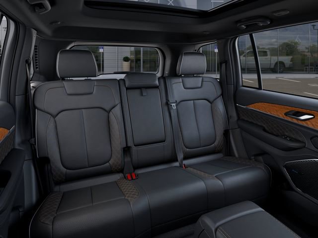 New 2026 Jeep Grand Cherokee Summit image 15