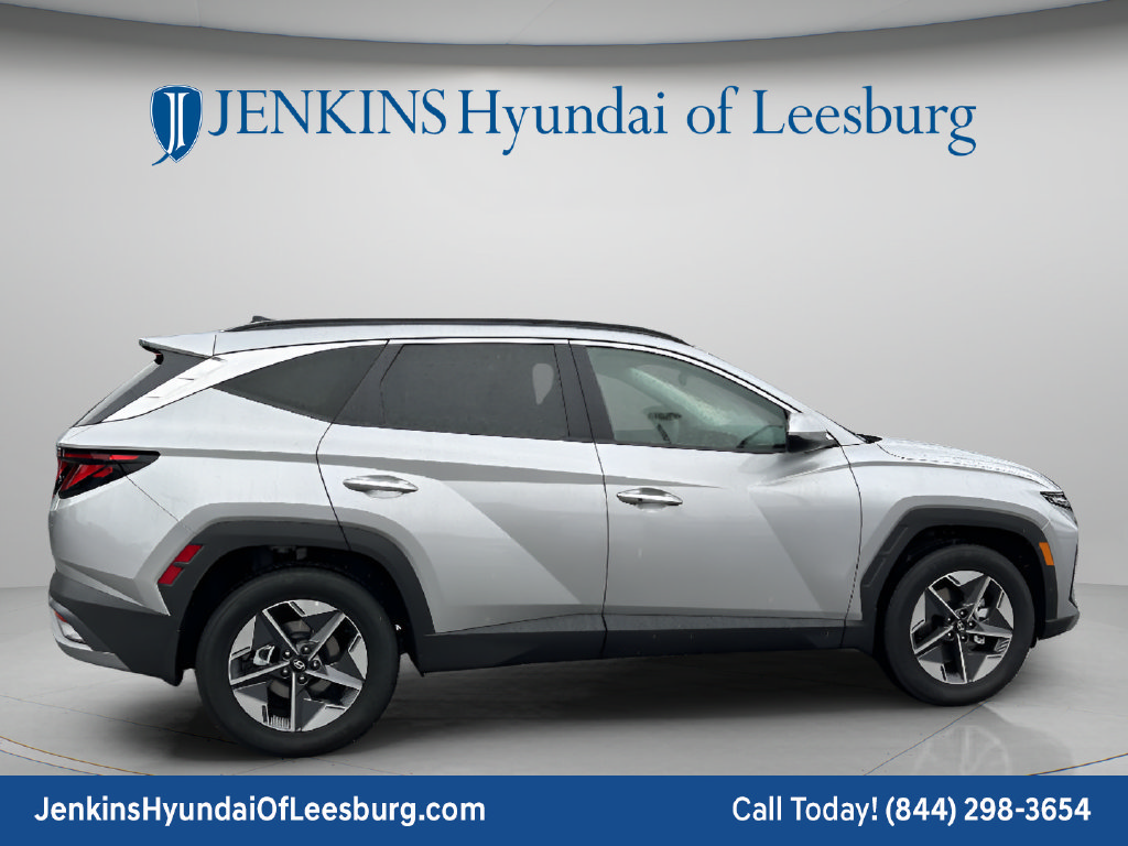 Certified 2025 Hyundai Tucson SEL FWD image 4