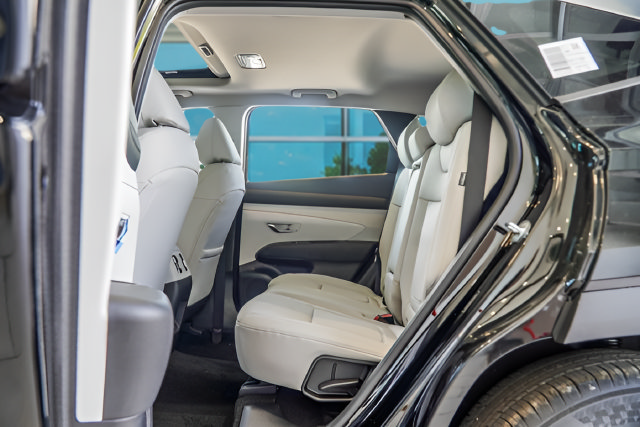 New 2026 Hyundai Tucson SEL FWD image 31