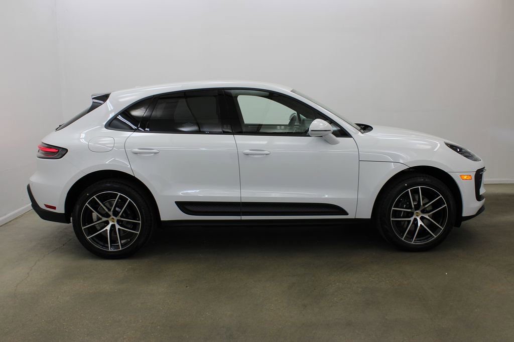 New 2026 Porsche Macan image 8