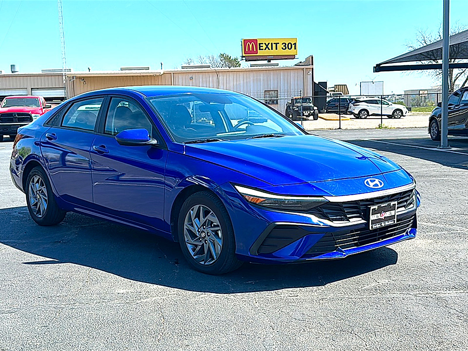 Used 2024 Hyundai Elantra SEL FWD image 10