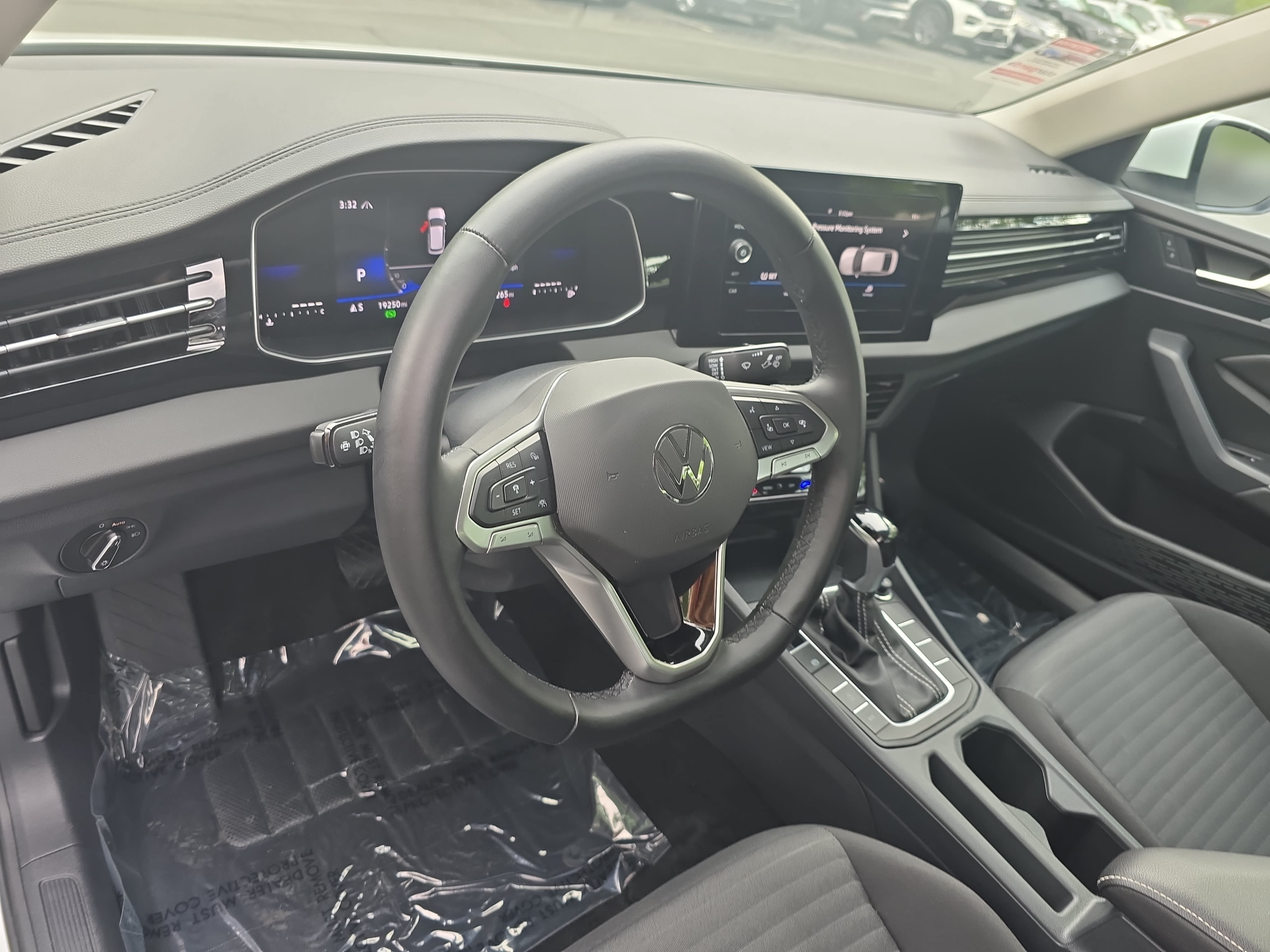 Used 2025 Volkswagen Jetta S FWD image 15