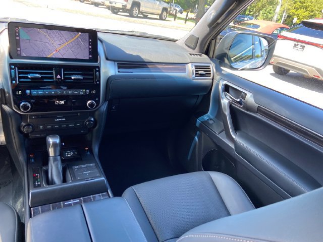 Certified 2023 Lexus GX 460 Premium w/ Premium Package AWD/4WD image 16