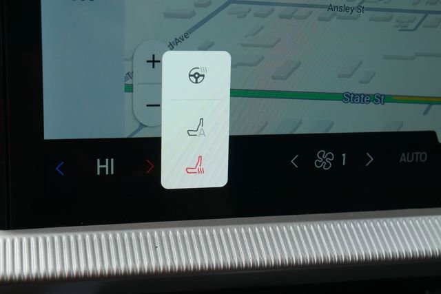 New 2026 Ford Explorer Active w/ Active Comfort Package AWD/4WD image 5