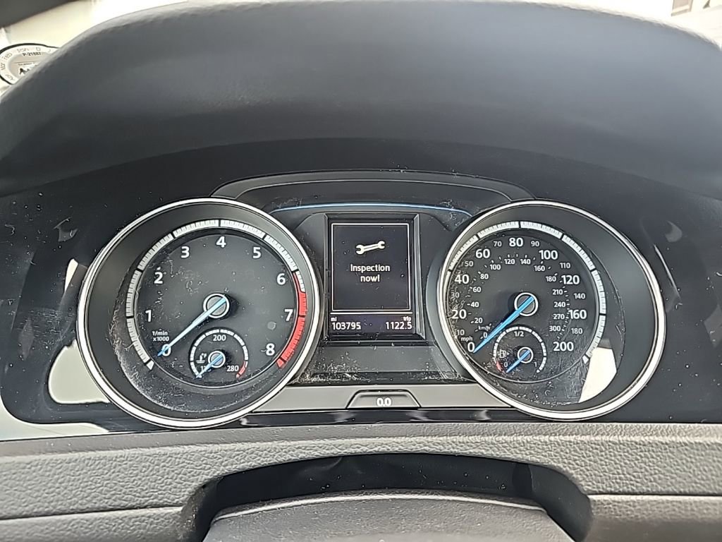 Used 2016 Volkswagen Golf R 4-Door w/ Driver Assistance Package image 17