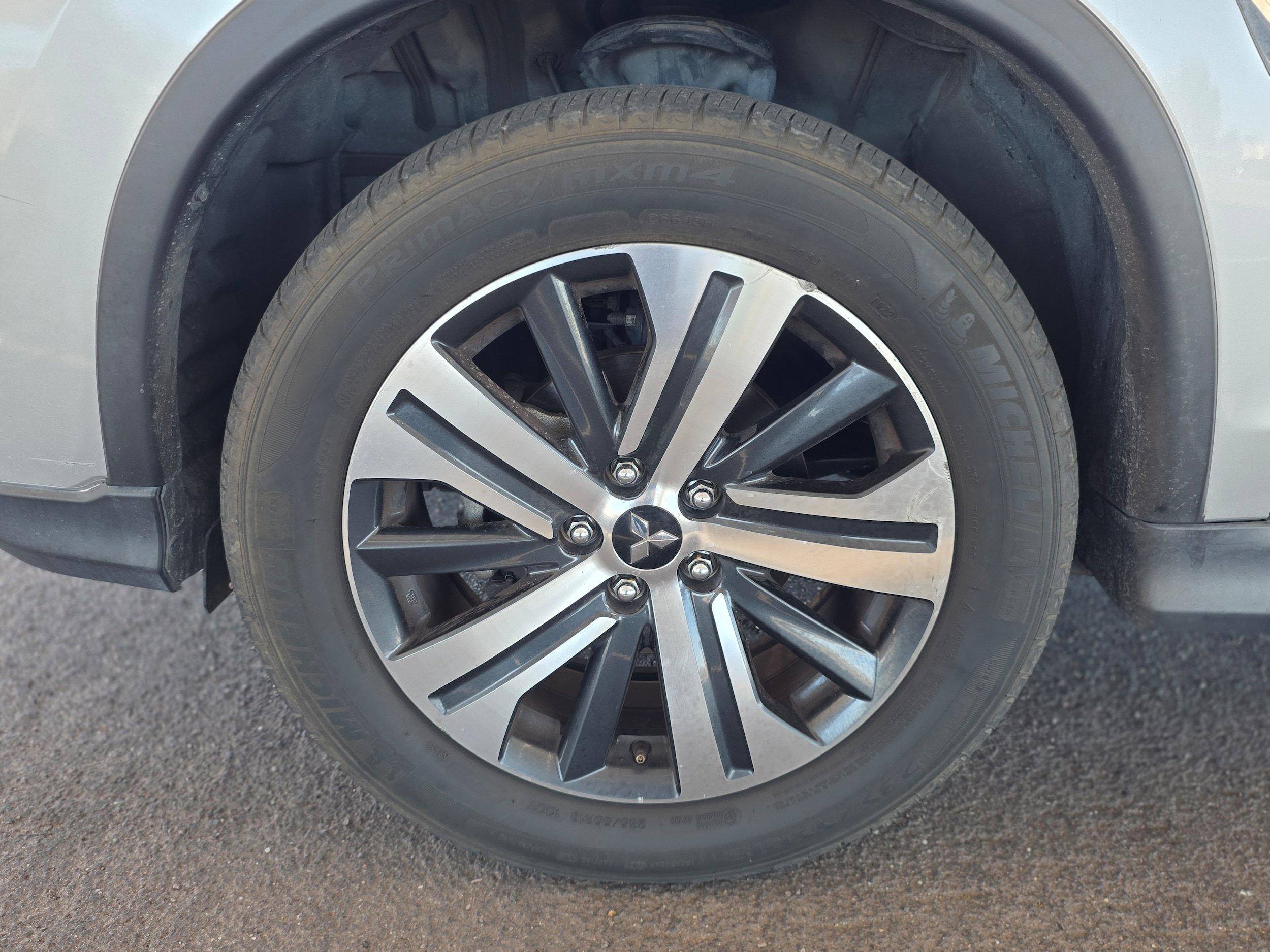 Used 2020 Mitsubishi Outlander Sport SE AWD/4WD image 11