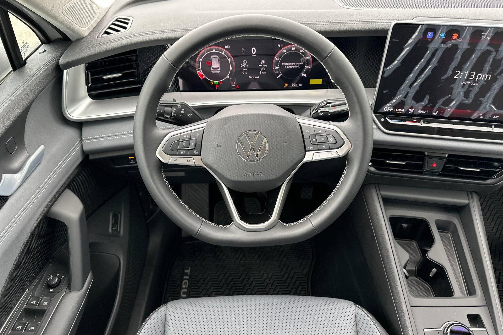 New 2026 Volkswagen Tiguan SE AWD/4WD image 14