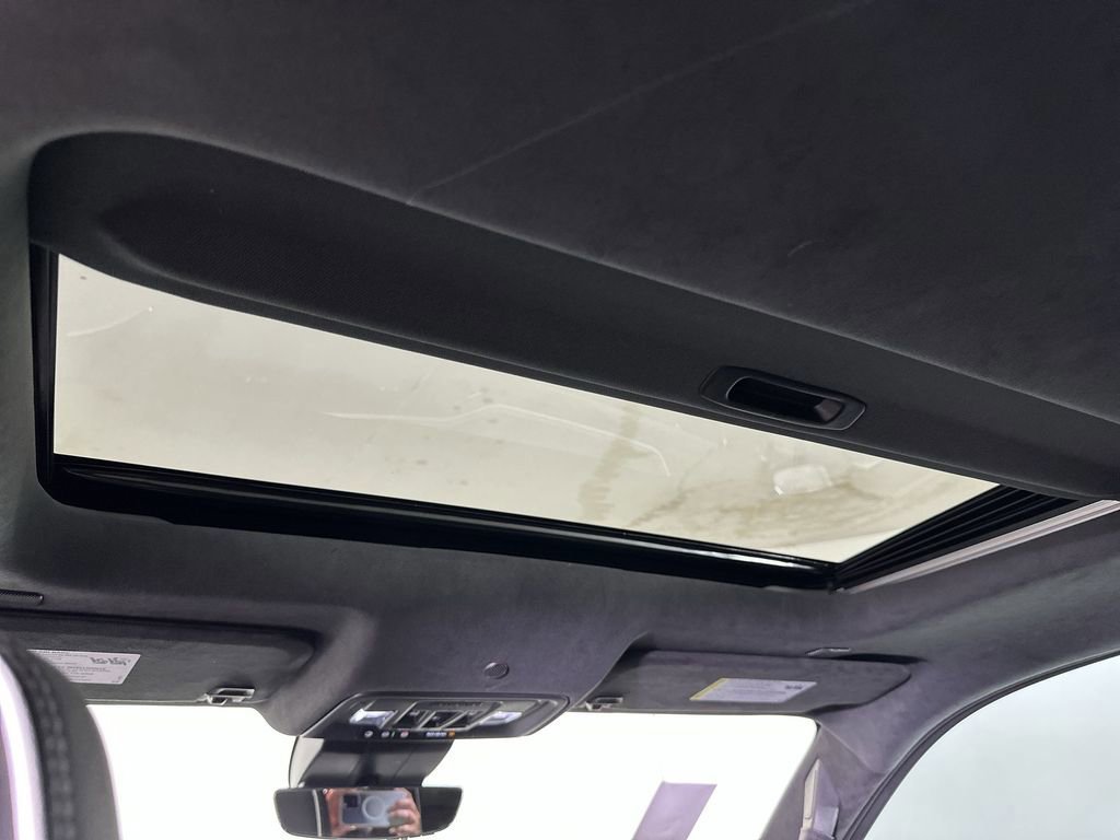 Used 2025 GMC Sierra 1500 AT4X image 19