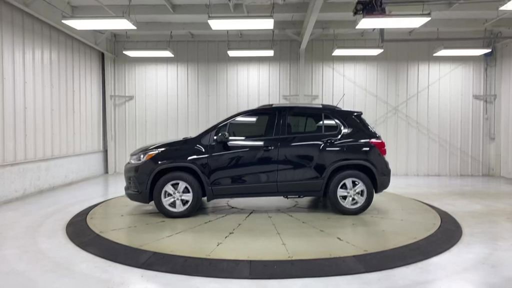 Used 2021 Chevrolet Trax LT image 5