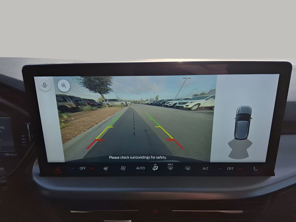 Used 2023 Ford Escape SE image 43