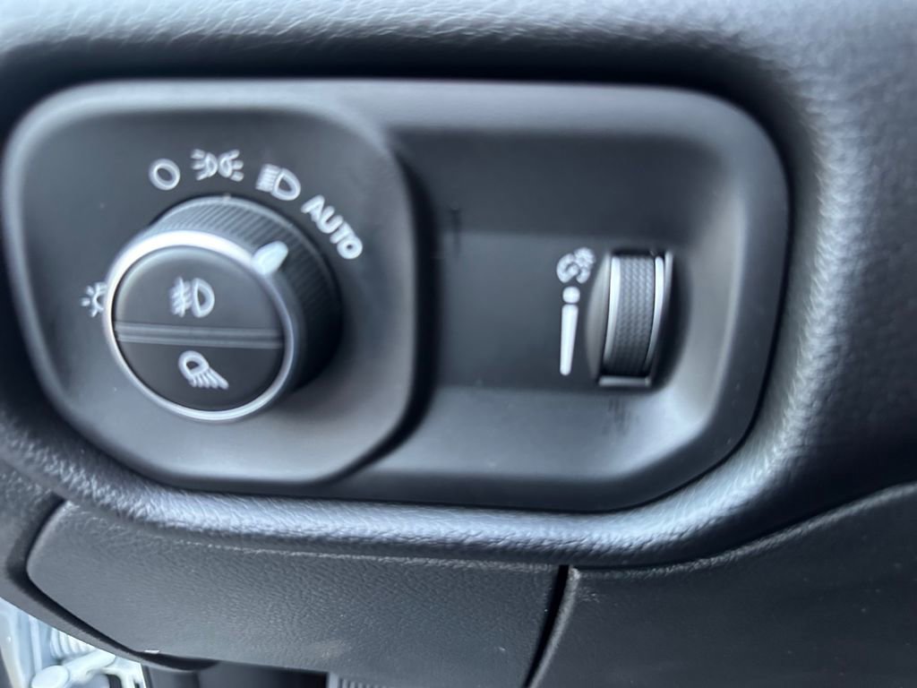 New 2025 RAM 2500 Big Horn image 18