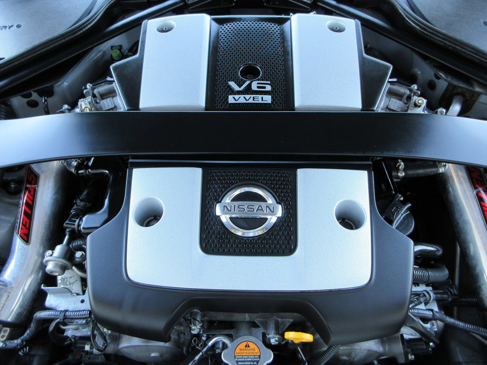 Used 2009 Nissan 370Z Touring w/ Sport Pkg image 38