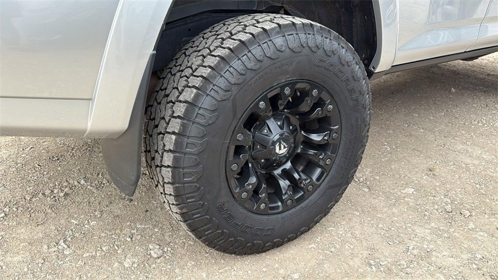 Used 2022 Toyota 4Runner SR5 image 7