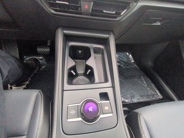 Certified 2025 Volkswagen Tiguan SE w/ Panoramic Sunroof Package image 19